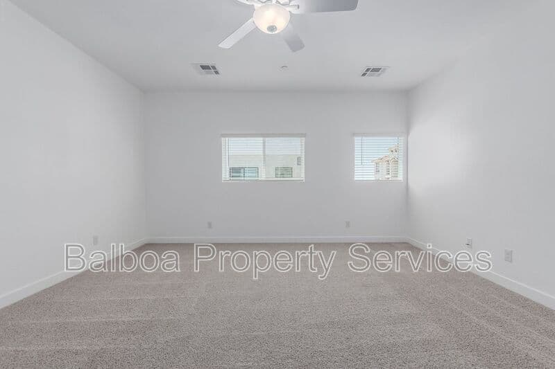 Mesa Townhome: 1318 S 105th Pl