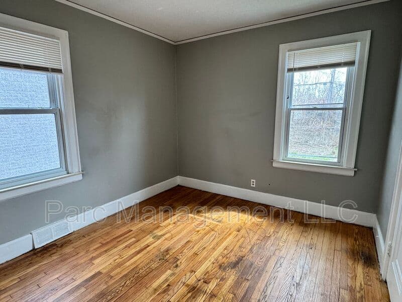 Detroit House: 15064 Tracey Street