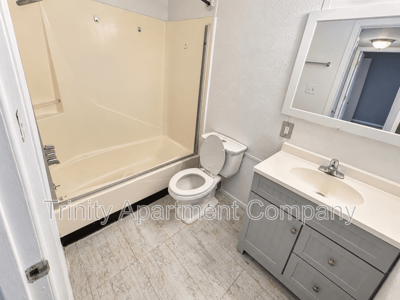 Albuquerque Condo: 124 General Arnold St NE Albuquerque