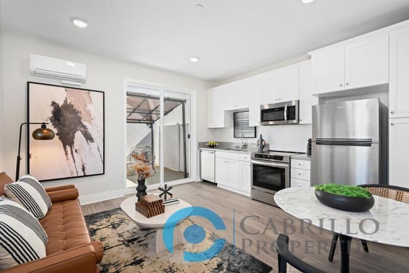 San Diego Condo: 1640 Neptune Ave