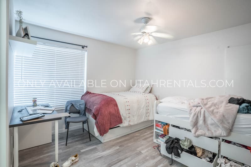 Provo House: 760 N 800 E