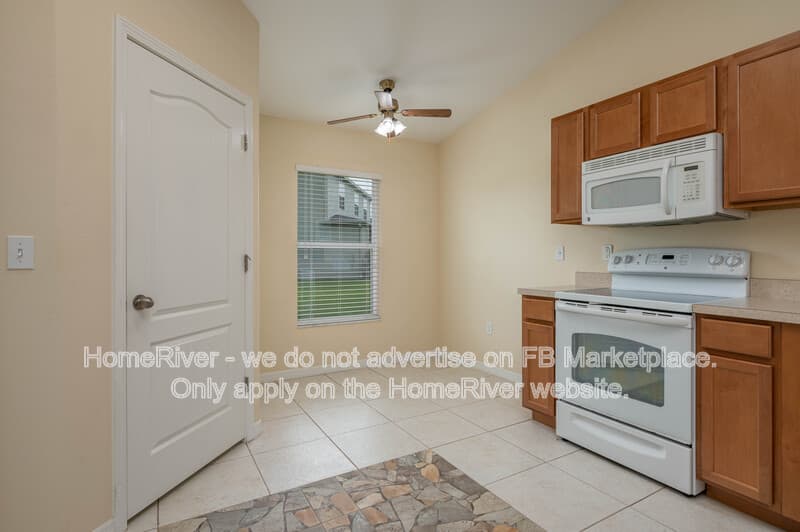 Mulberry House: 4409 Stoney River Dr