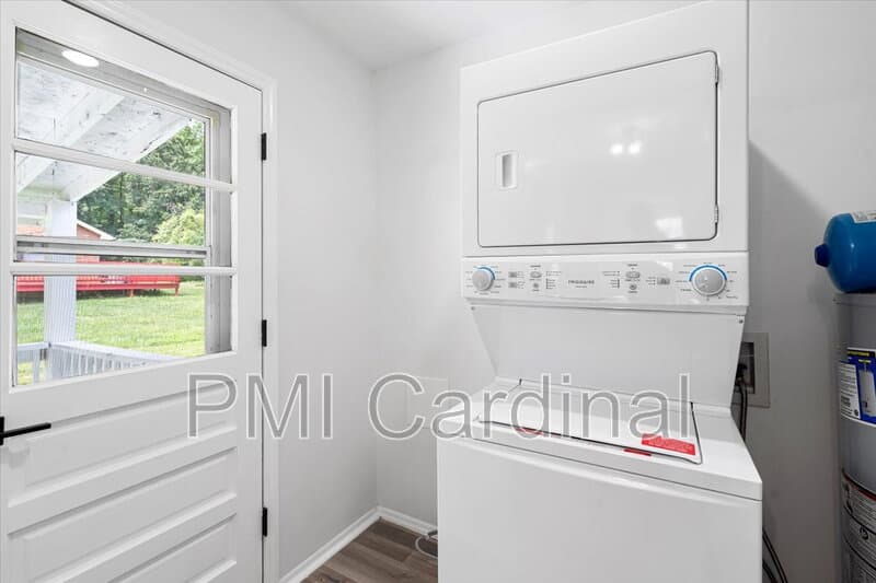 Charlotte House: 2117 Wilson Ave