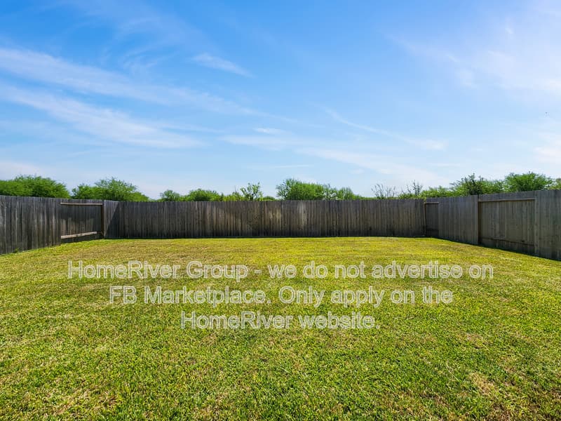 Navasota House: 2007 Spyglass Dr