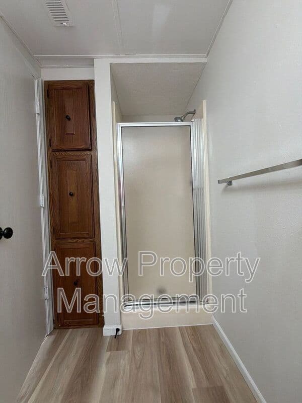Lincoln Condo: 922 A Street