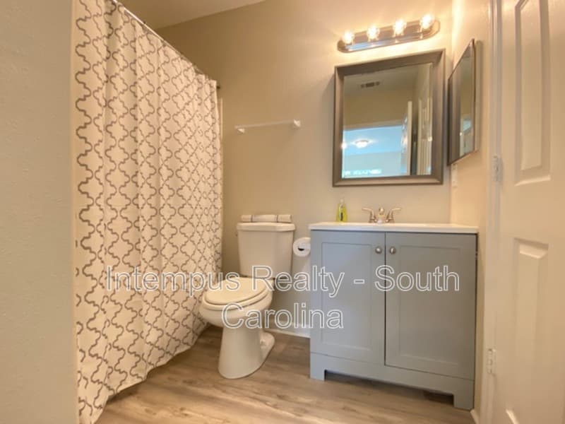 Bluffton Condo: 897 Fording Island Rd
