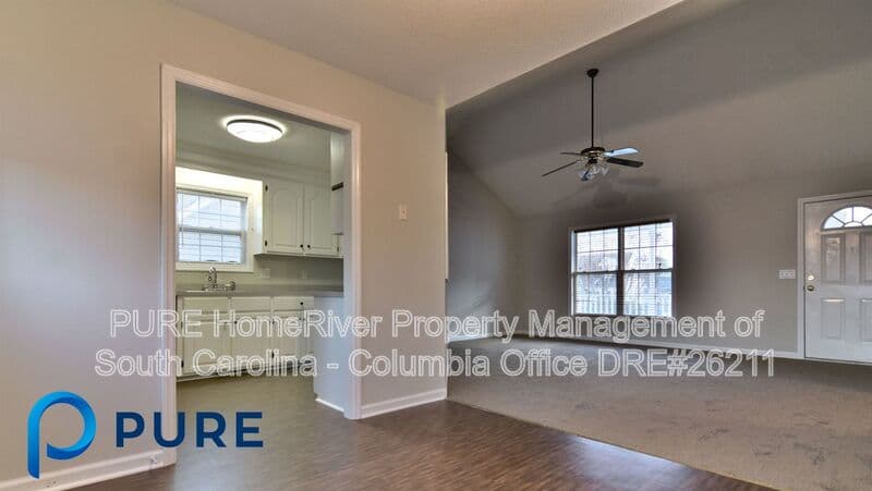 Lexington House: 309 Louisa Ln