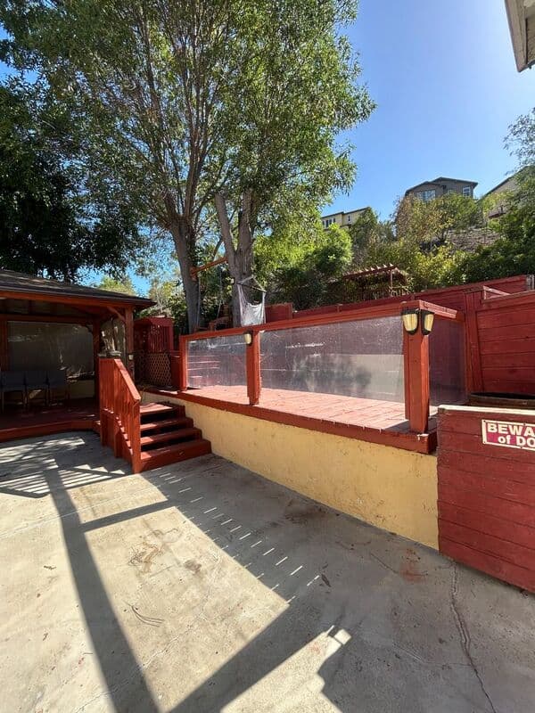 La Mesa House: 4040 Yale Ave