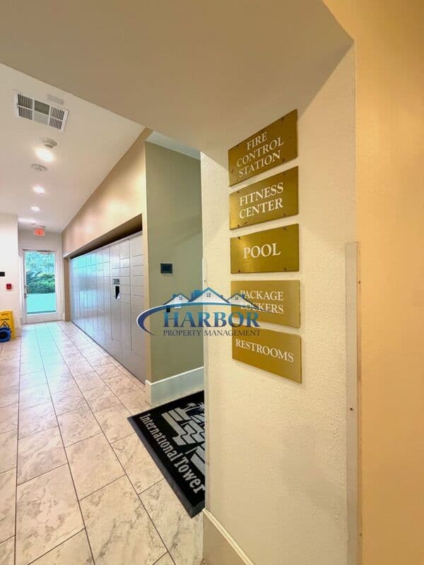 Long Beach Condo: 700 E. Ocean Blvd.