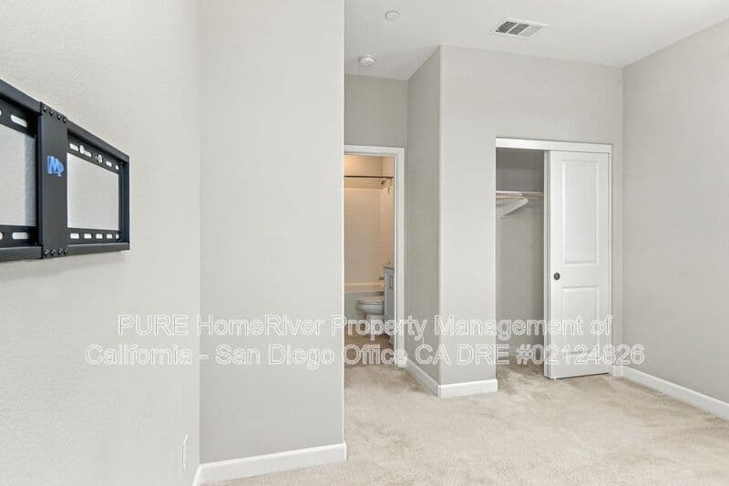 San Marcos House: 1233 Sunrise View
