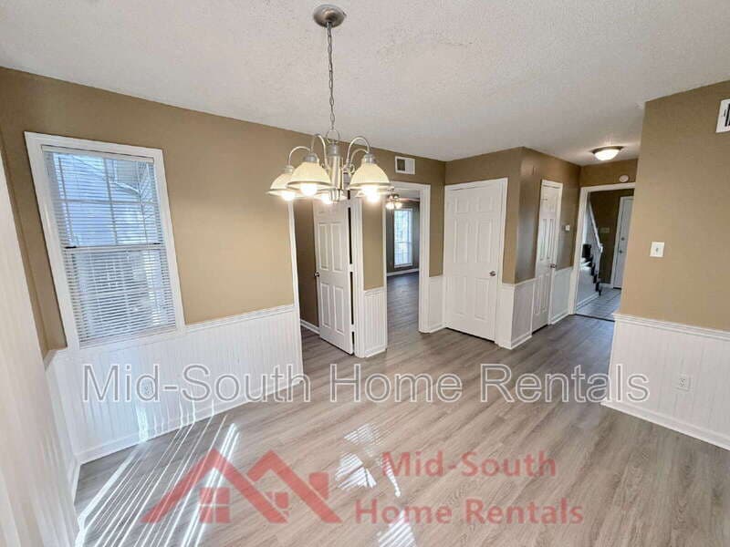 Memphis House: 5667 Crievewood Dr