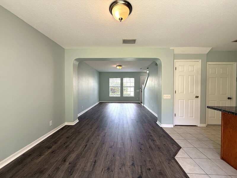 Largo Townhome: 8006 Thoroughbred Loop - 1