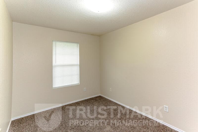 Killeen Townhome: 4501 B Mattie Dr