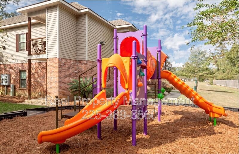 Denham Springs Apartment: 30914 LA Hwy 16