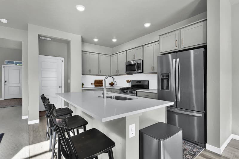 Meridian House: 4328 North Pale Creek Avenue