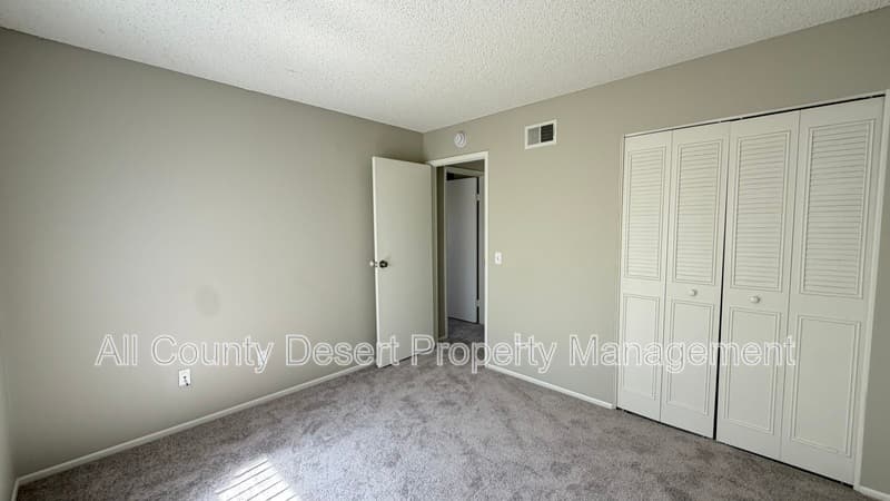 Palm Desert Condo: 72670 Thrush Rd