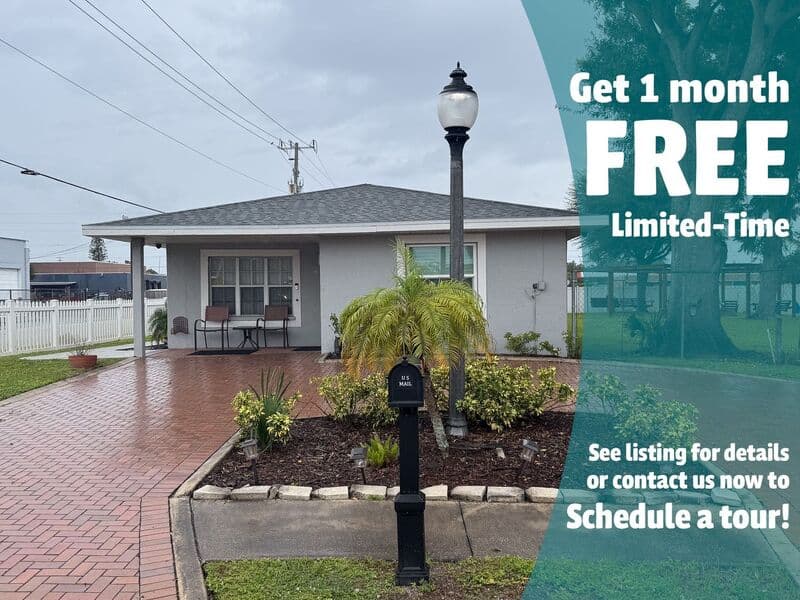 Palmetto House: 244 9th St W