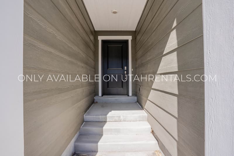 Payson Townhome: 1864 S 460 W