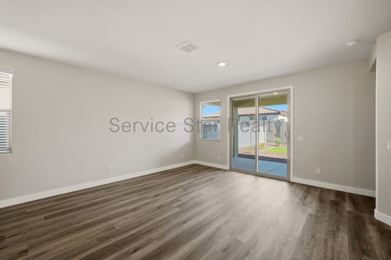 Litchfield Park House: 19692 W Roma Ave