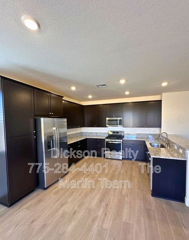 Reno House: 7897 Willow Thicket Drive