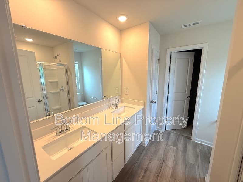 Catawba House: 5336 Small Street