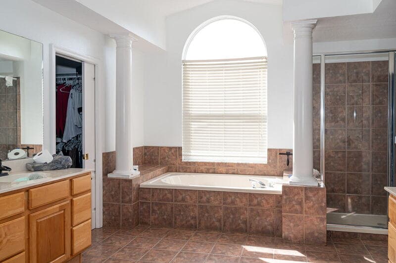 Orlando House: 2648 University Acres Drive