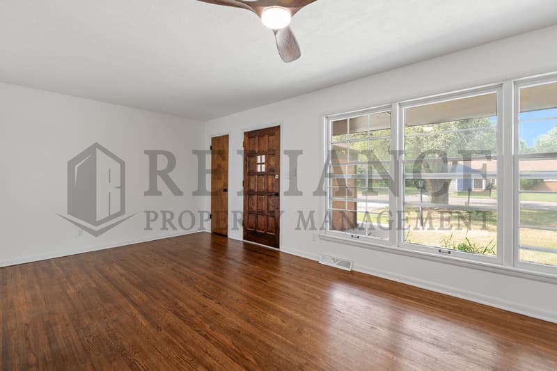 Wichita House: 7315 West Galoway