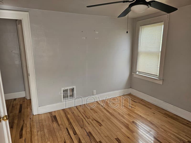 Cheektowaga Condo: 61 Marne Road
