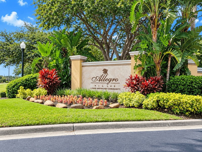 Riverview House: 5521 Legacy Crescent Place