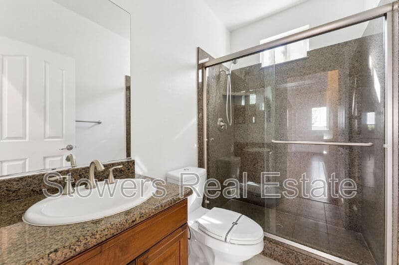 Danville House: 310 La Spezia