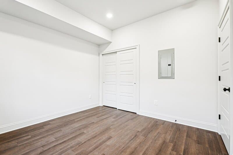 Philadelphia Condo: 472 Roxborough Avenue - 3R