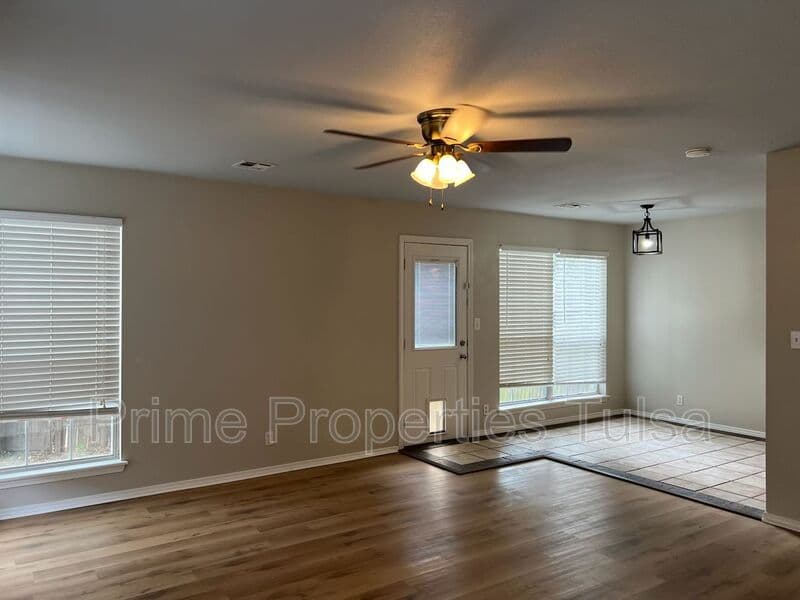 Broken Arrow House: 1120 W. Florence Ct.