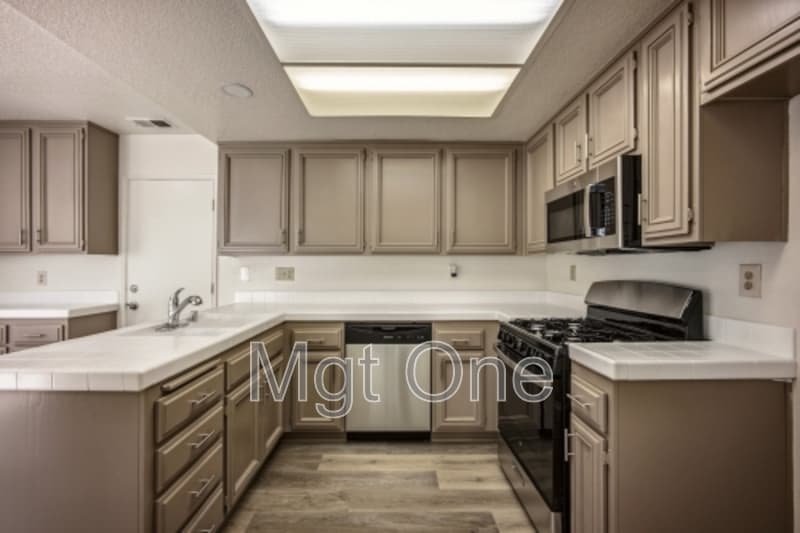 Corona House: 793 Playa Blanca Cir.