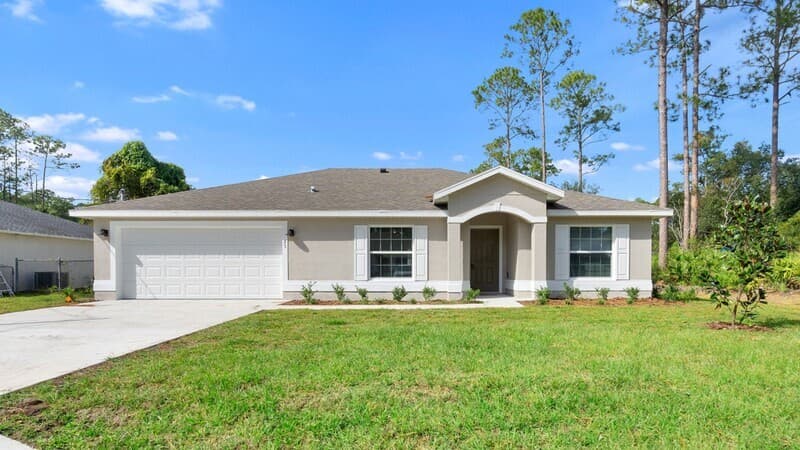 Palm Coast House: 23 Ryding Lane