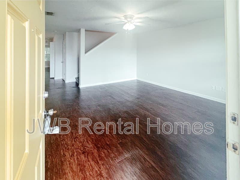 Jacksonville House: 3038 Rayford St