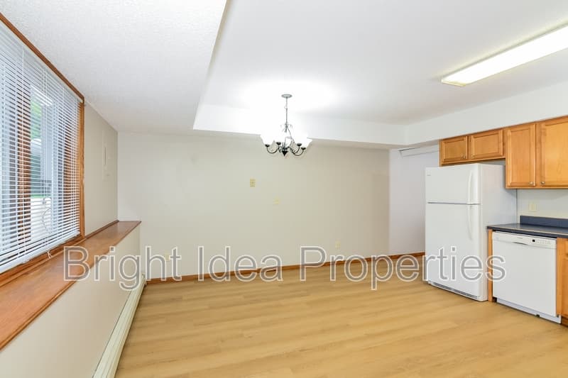 Hastings Condo: 622 Pleasant Drive