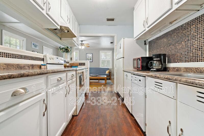 Mobile House: 316 Border Drive West