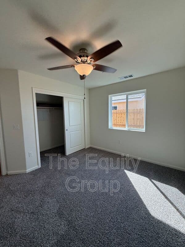 Visalia House: 30643 Marigold Road