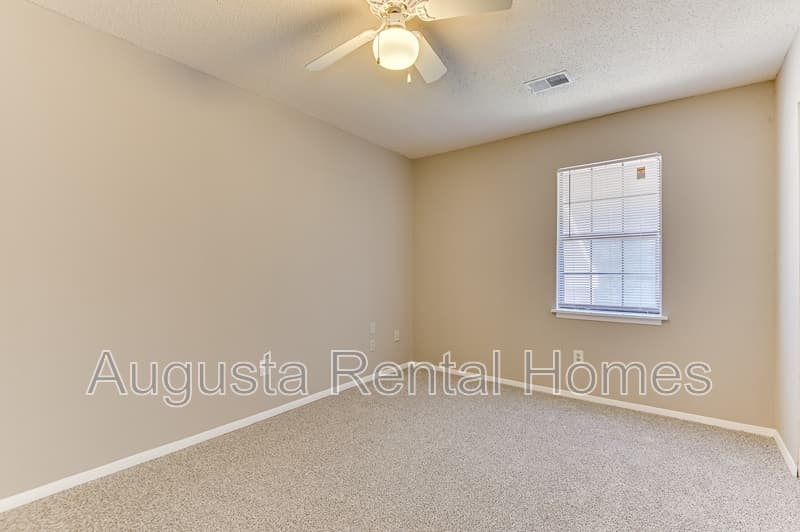 Augusta Condo: 2515 Center West Parkway - 3N
