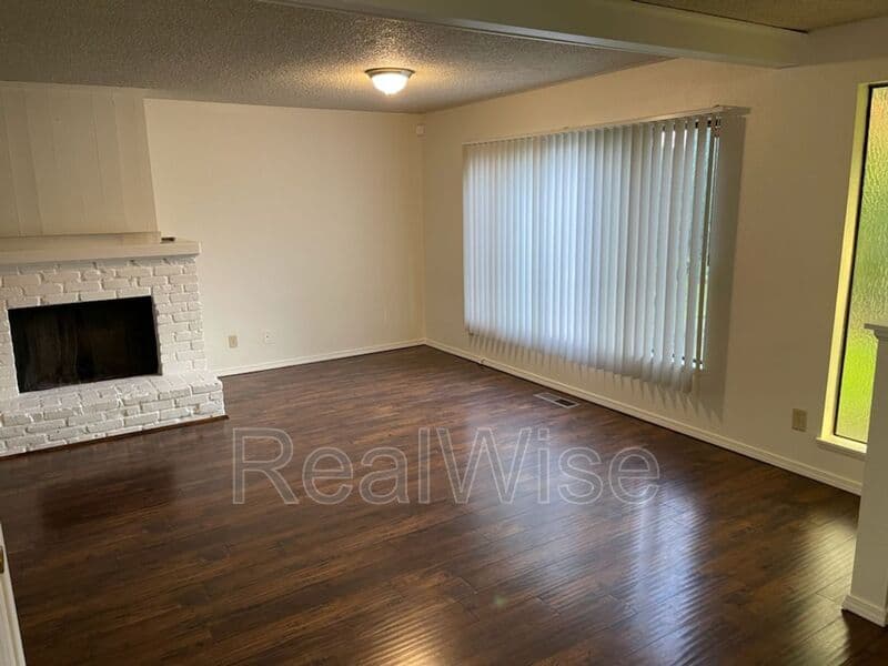 Keizer Townhome: 4282 Meadowbrook Court NE