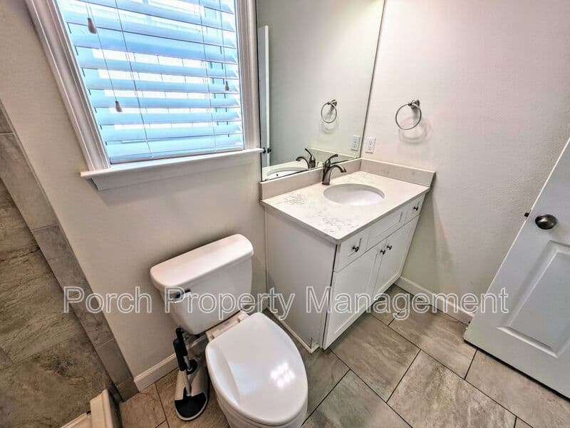 Pensacola House: 708 W Intendencia