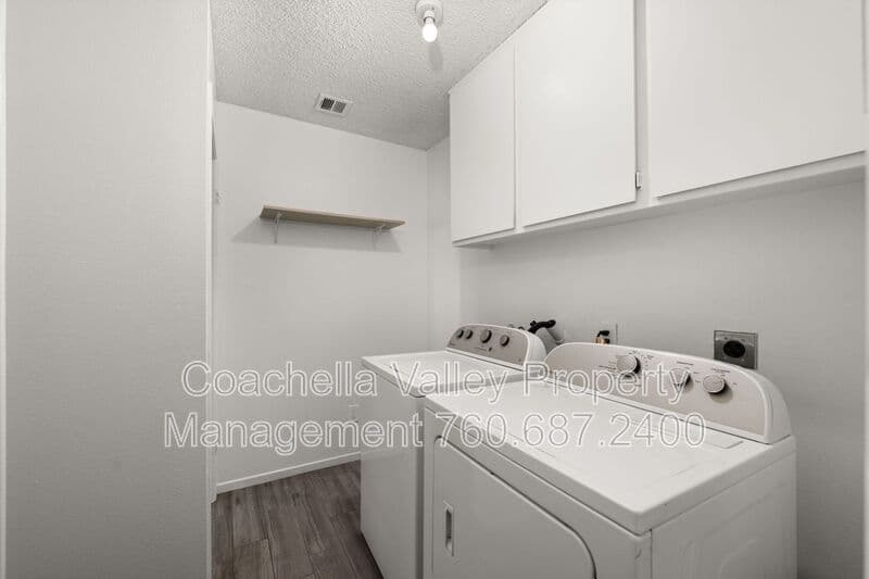 Palm Desert House: 43922 Warner Trail