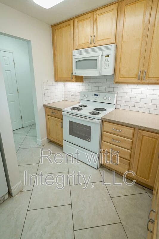 Tallahassee House: 251-A Villas Ct. S
