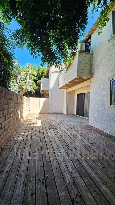 Garden Grove Condo: 13882 Clinton Street