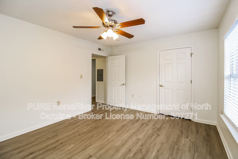 High Point Condo: 2630 Ingleside Dr