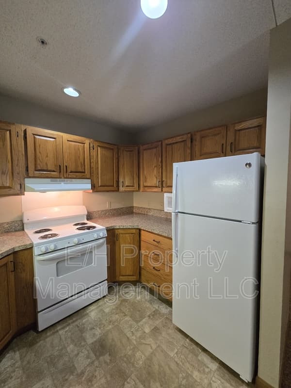 Wichita House: 2500 East 27th Street North