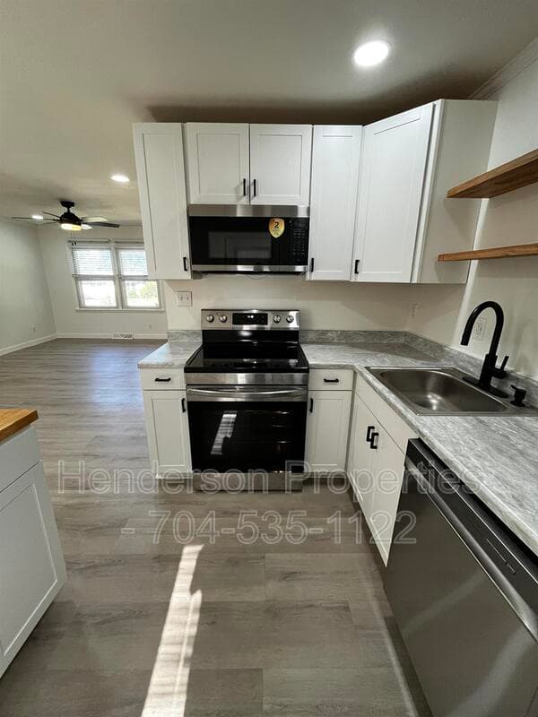 Charlotte House: 2413 Alleghany Street