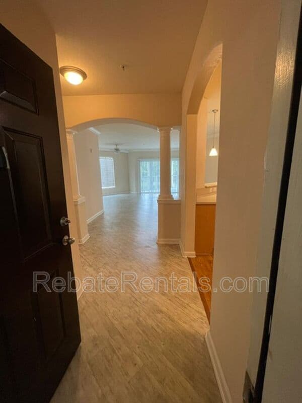 Jacksonville Condo: 8290 Gate Parkway