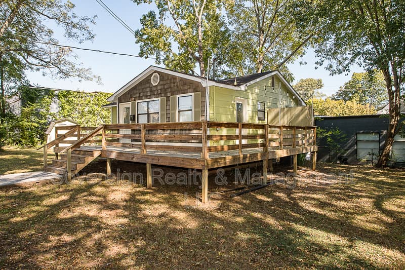 Atlanta House: 568 Stokeswood Ave SE