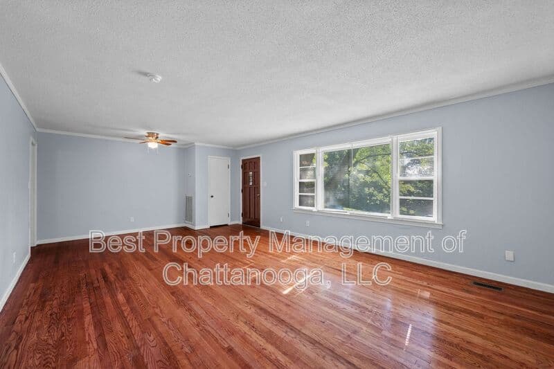 Soddy Daisy House: 9851 Millsaps St